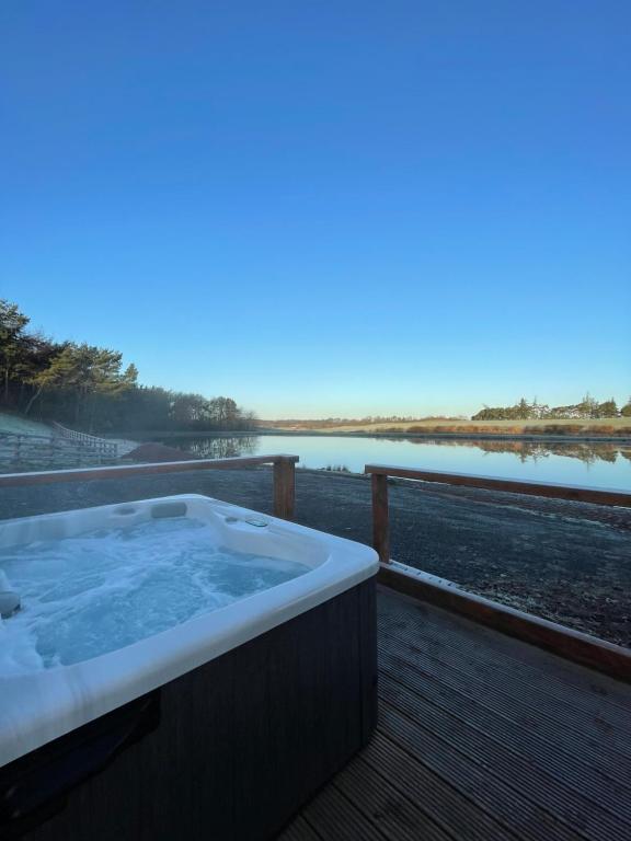 East Learmouth Lakeside Lodges photo 3