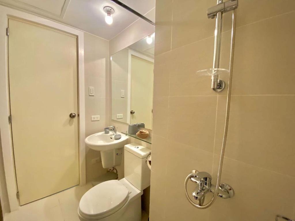 Brand New 1BR Unit with Pool View in Azure photo