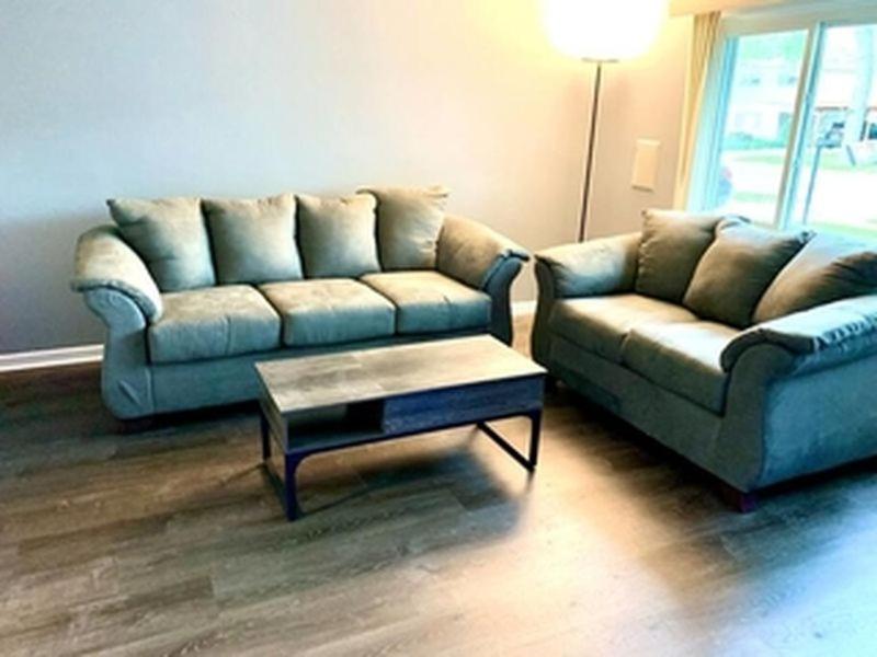 Luxury 4 Bed 2 and a half Bath Home near O Hare Airport