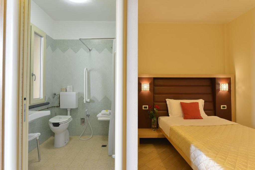 Hotel Rosignano photo