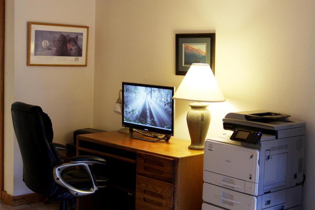 The Driftwood Lodge photo