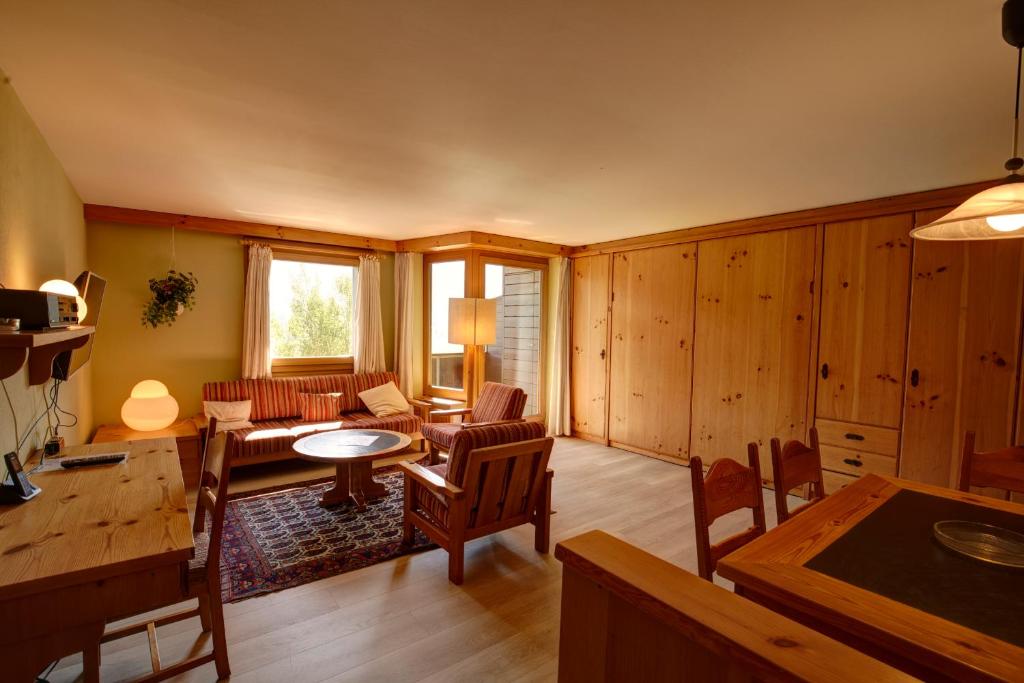 Chesa Munteratsch 2 1 2-Zimmerwohnung 202 Typ G - 1