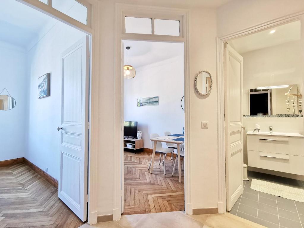 Le FOCH2 by Booking Guys - 2