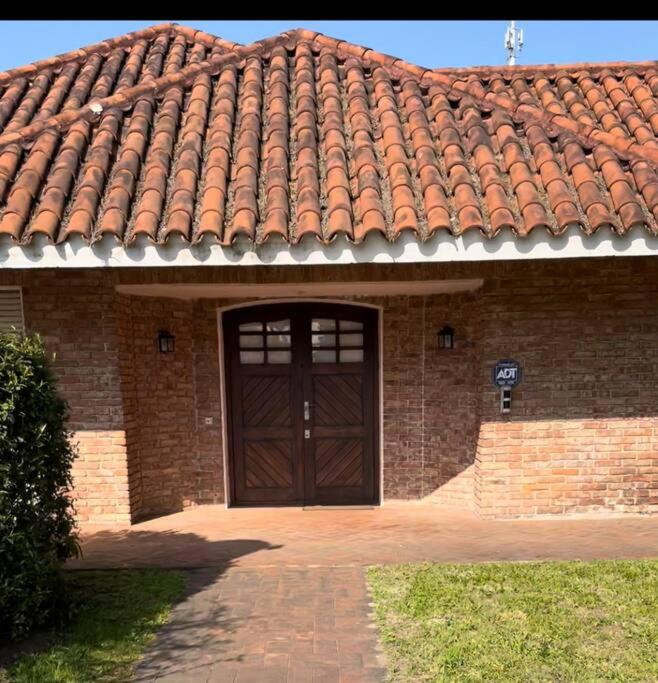 Amplia, 4 dormitorios y piscina climatizada - 2