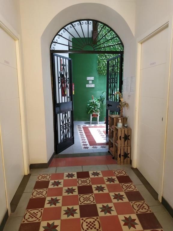 Patio de Arance - 2