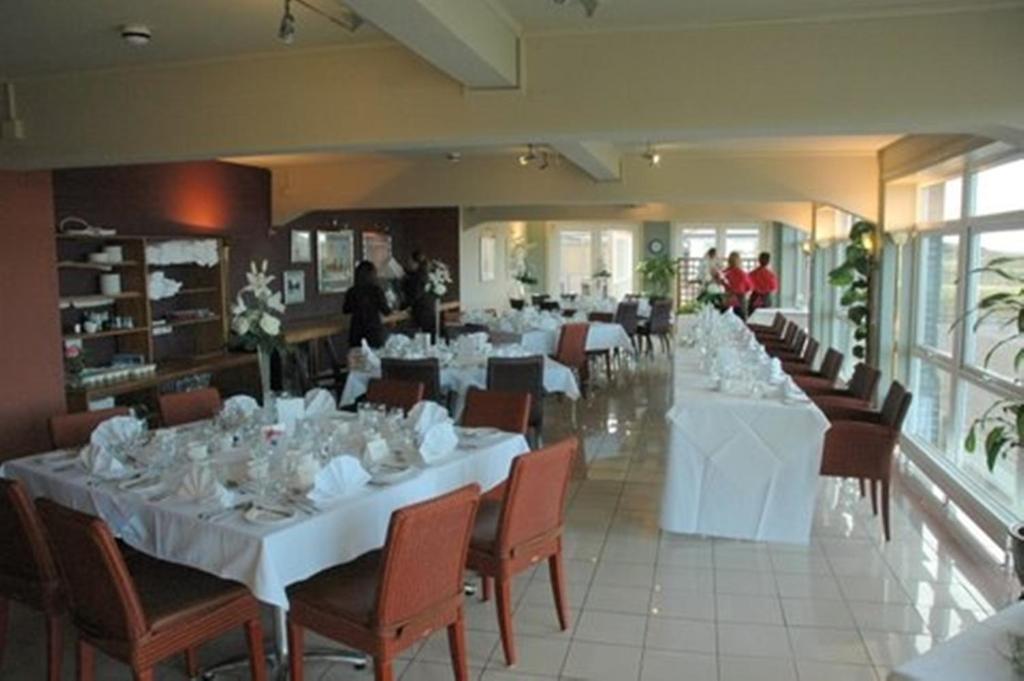 Hotel Cymyran Reviews Hotel Cymyran Reviews