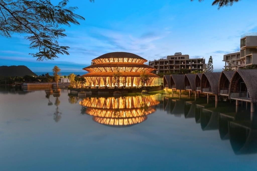 VEDANA VILLAS RESORT NINH BINH