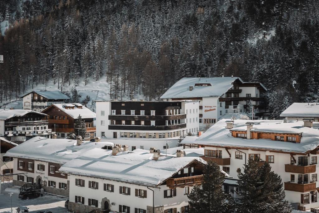 Berghotel-Gasthof Gstrein - 2