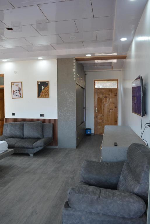 Dayra bugyaal trek resort — Hotel in Uttarkashi