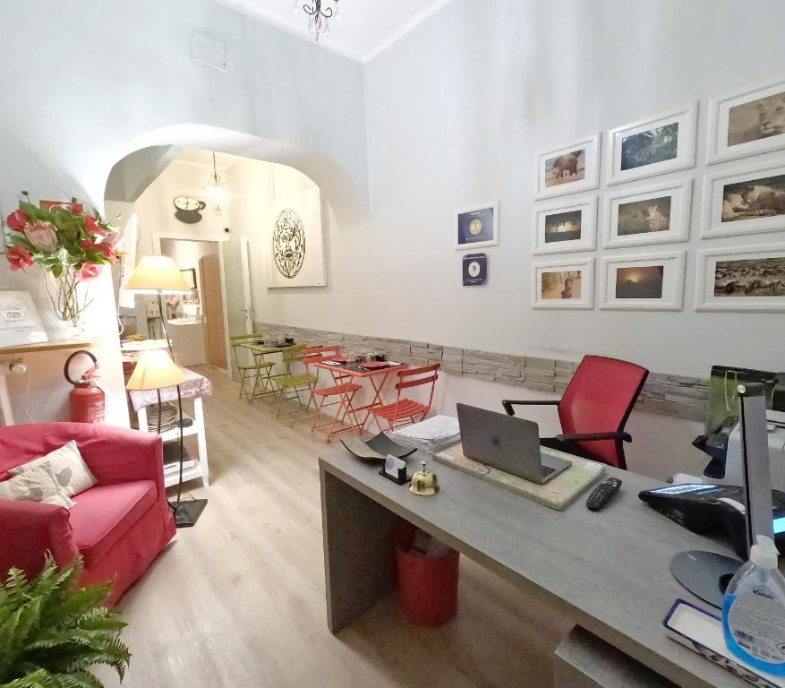 Vatican Luxury Corner photo