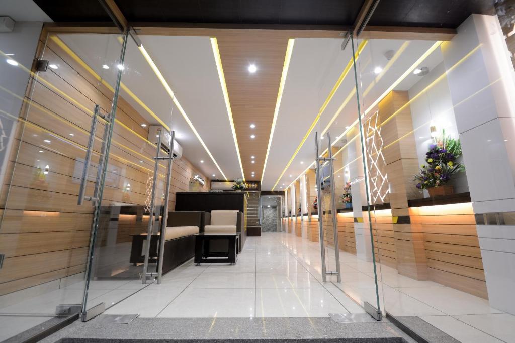 Entrance, Hotel One Up in Ahmedabad