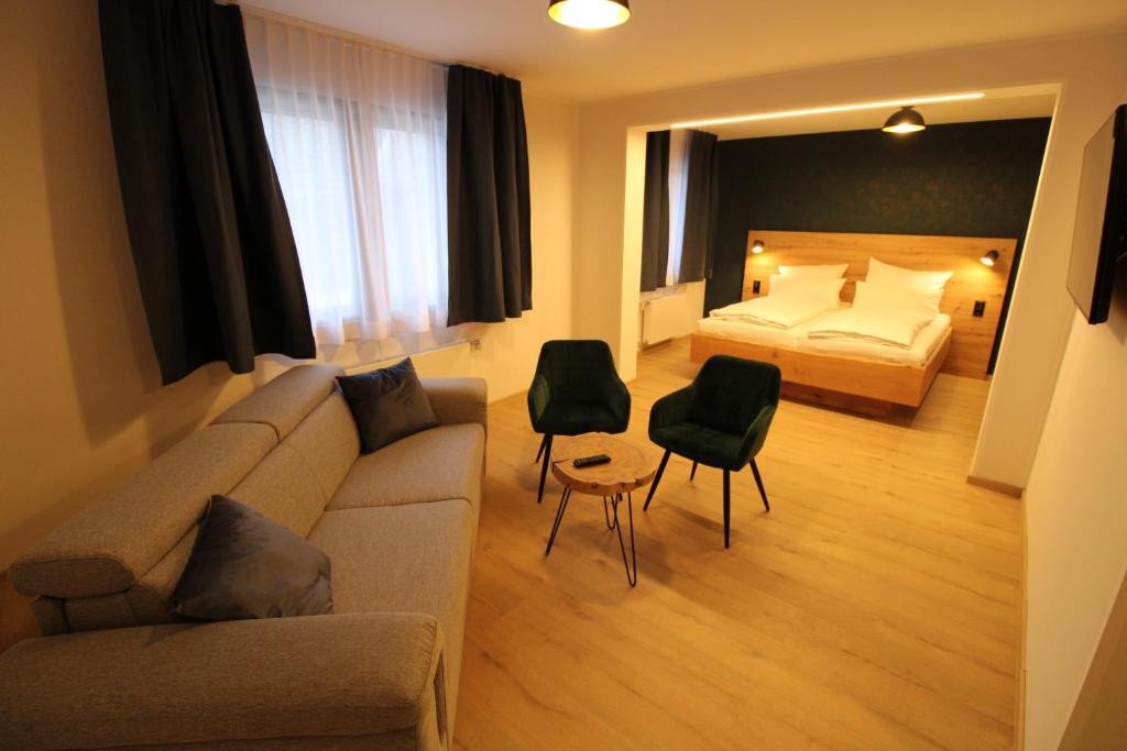 DER Hirsch Hotel- Restaurant