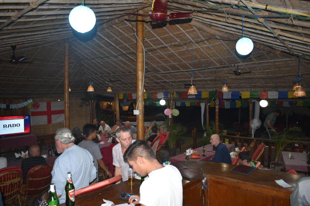 Hares BAR AND RESTAURANT photo