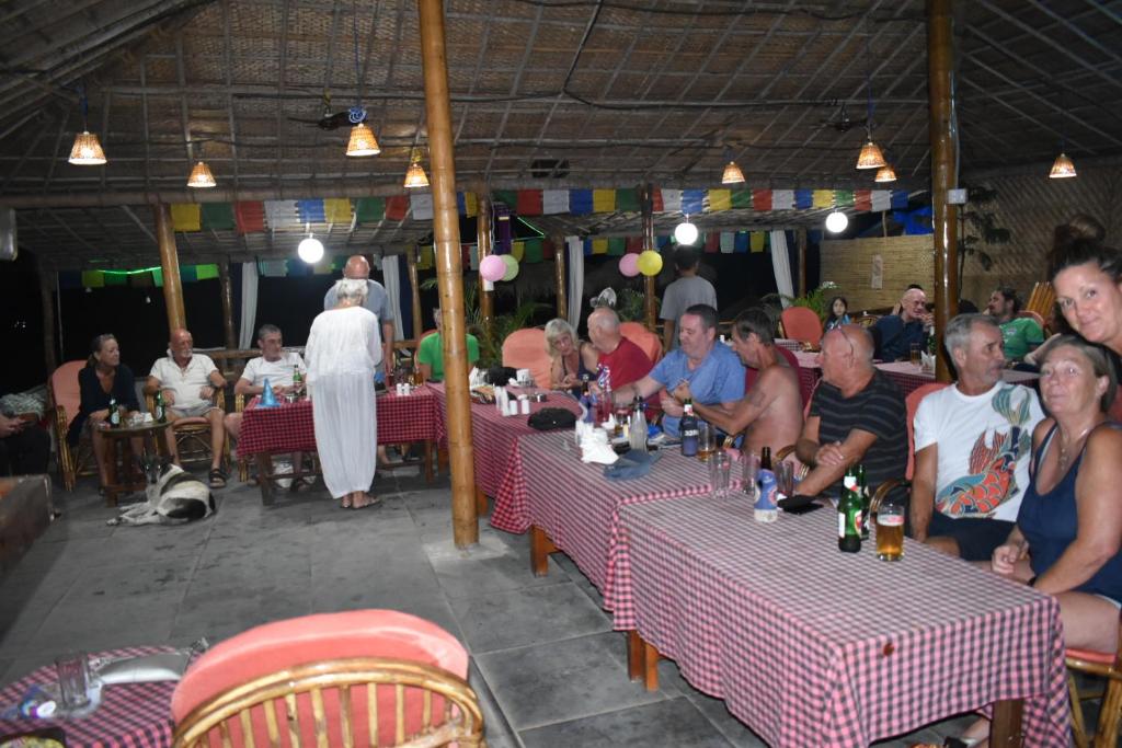 Hares BAR AND RESTAURANT photo
