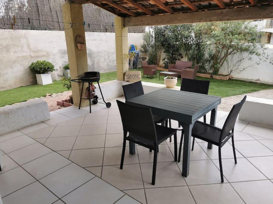 Villa Sidonie : Jardin+Jacuzzi en été, plage à 17min à pied - 4