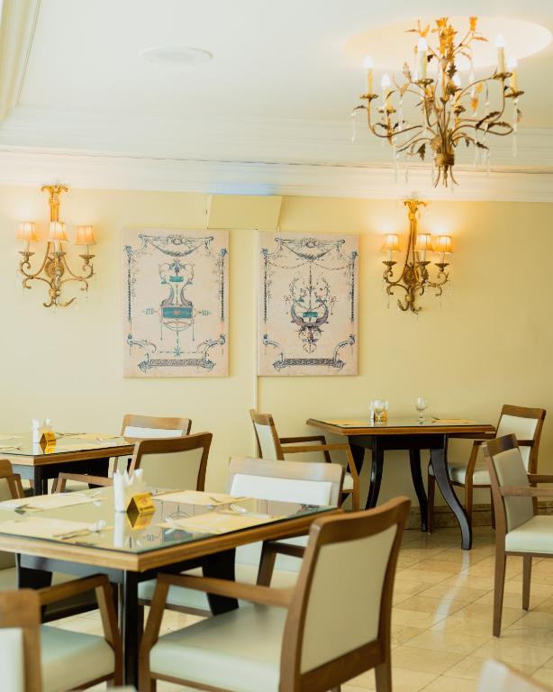 Abu Dhabi Sheraton Khalidiya Hotel Additional