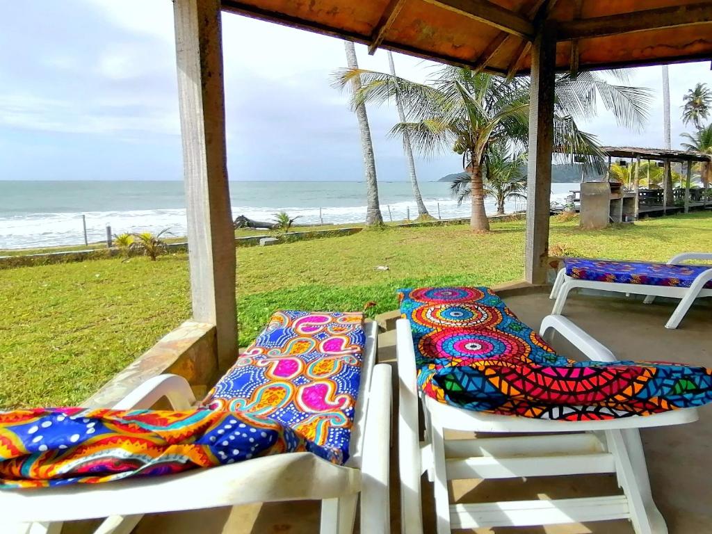 Afro Beach Eco Resort Butre photo
