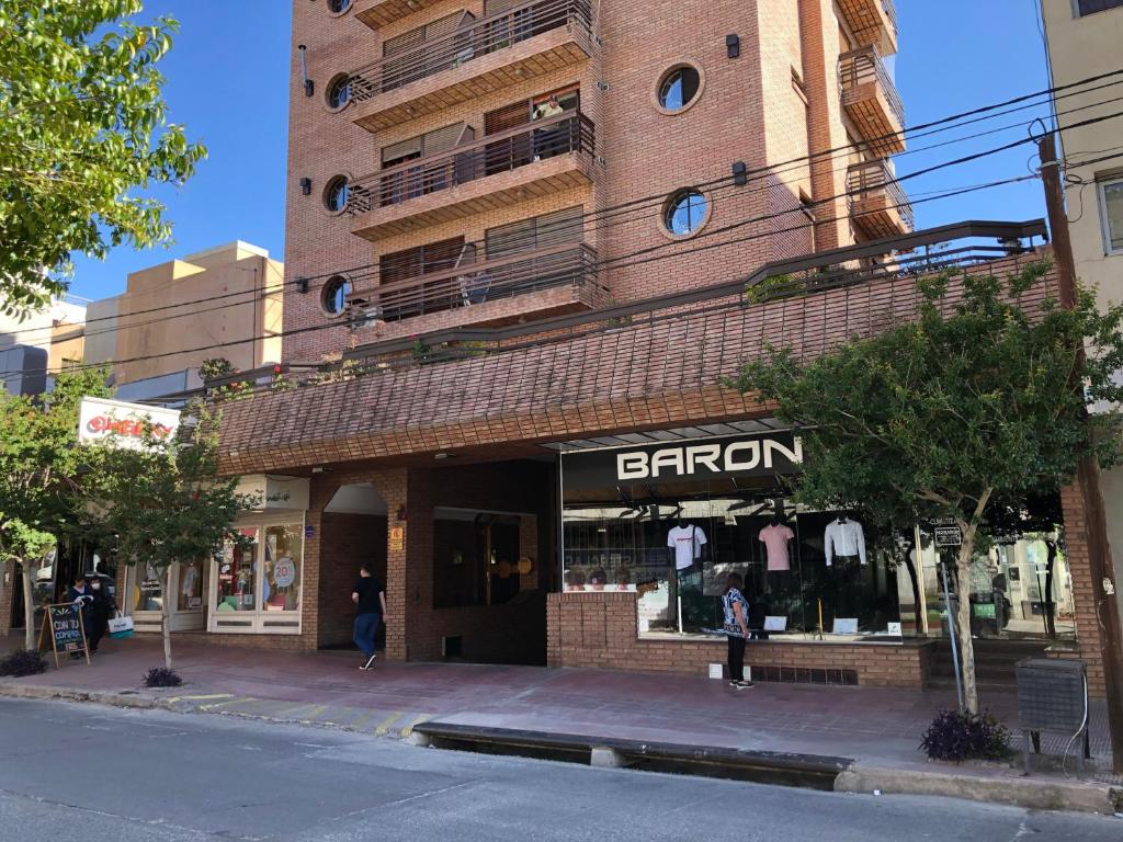 Edificio Las Heras - Departamento de un dormitorio en pleno centro de Carlos Paz - 1