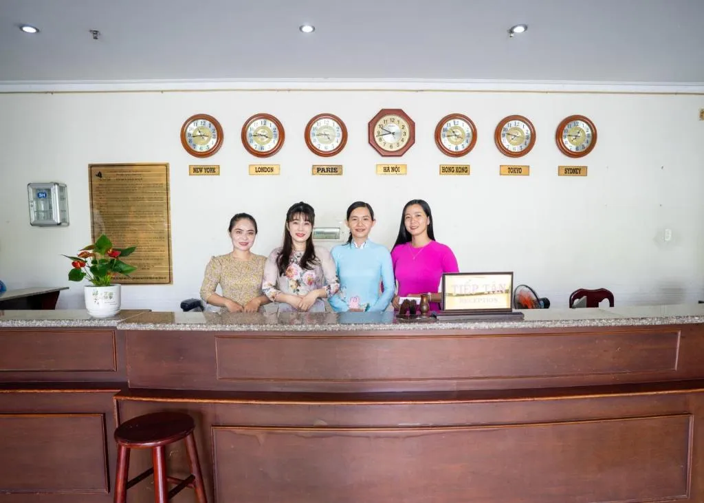 Khách Sạn Bông Sen, hotel in Vị Thanh