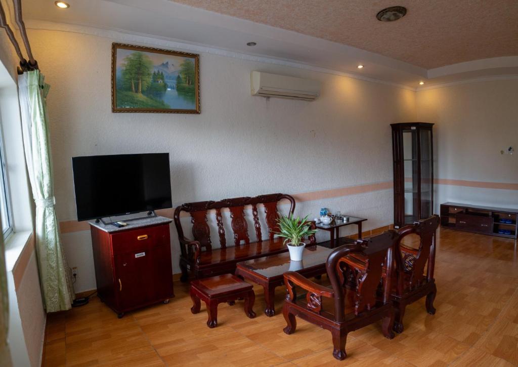 Khách Sạn Bông Sen