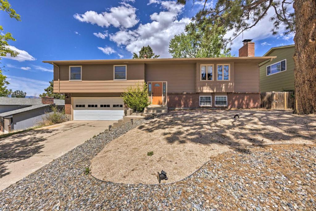 Spacious Home about 9 Miles to Garden of the Gods!