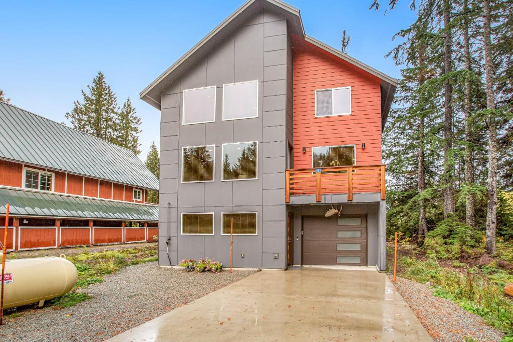 Hyak Cabin
