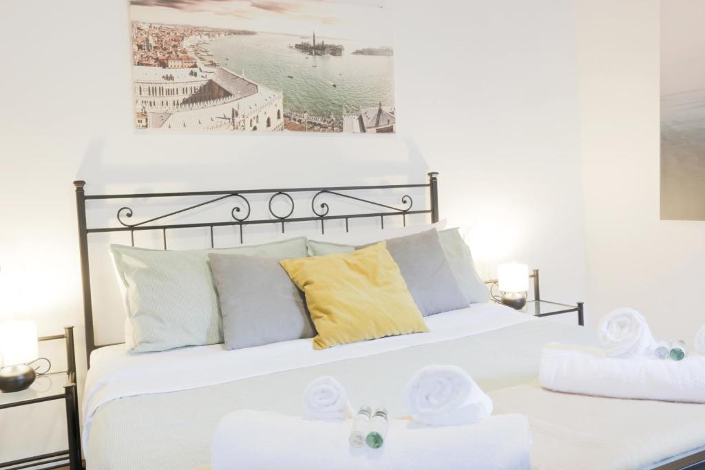 SANTA CROCE GUEST HOUSE - 2