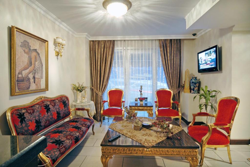 Hotel Daphne photo