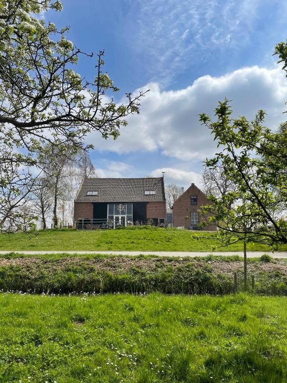 De Zuileshoeve, Dordrecht