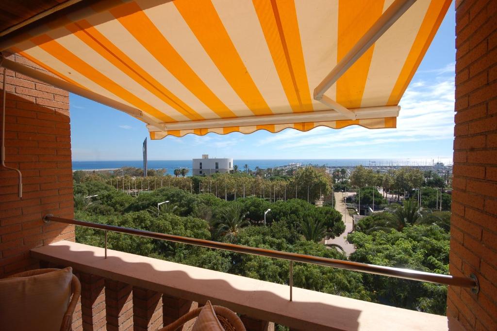 Lets Holidays Apartment Sea Views in Barcelona - 2