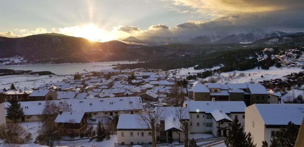 Studio avec loggia Les Angles - Superbe vue sur Lac et Montagnes - 2