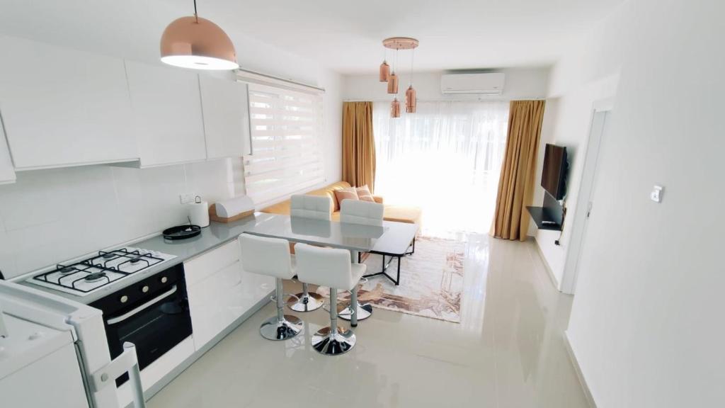 Rufus Brand New Caesar Resort & Spa 1 Bedroom Apartment with big terrace, Iskele