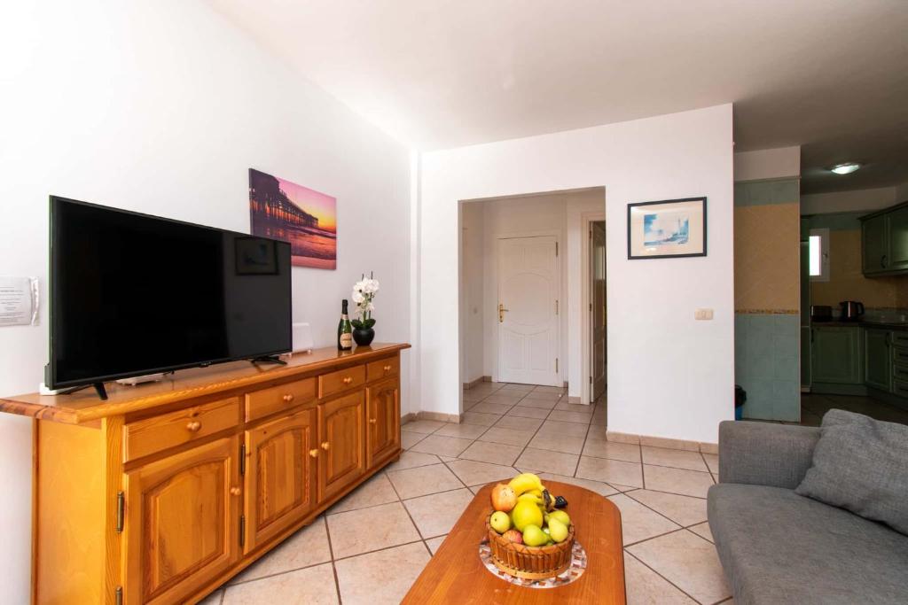Benimar 13 - Two Bed overlooking the pool - 2