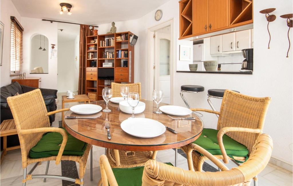 Amazing Apartment In Mijas Costa With 1 Bedrooms, Outdoor Swimming Pool And Swimming Pool photo