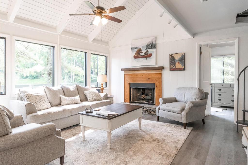 North Georgia- Lake/Golf Views Pet Friendly