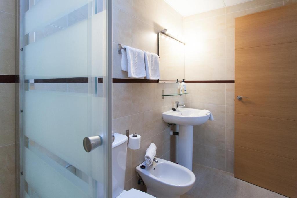 Apartamentos Diaber San Leandro photo
