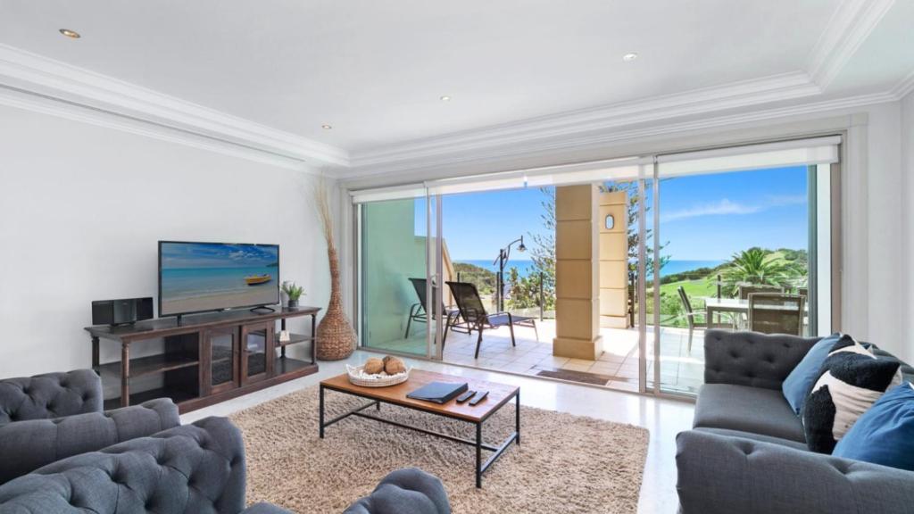 Unit 22 - 3 Bed Ocean View, Terrigal
