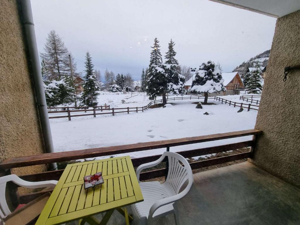 Appartement 2 Chambres - Terrasse - Centre Station - Parking - 4