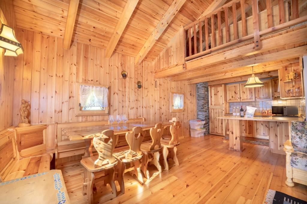 Chalet indipendente Mas Tarlenta nel Parco Nazionale dello Stelvio - 5