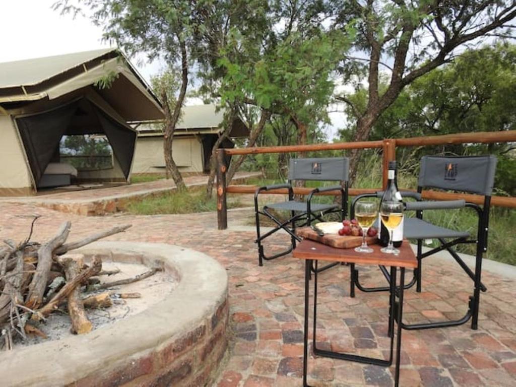 Oryx Wilderness Game Lodge and Tented Camp, Rhenosterfontein