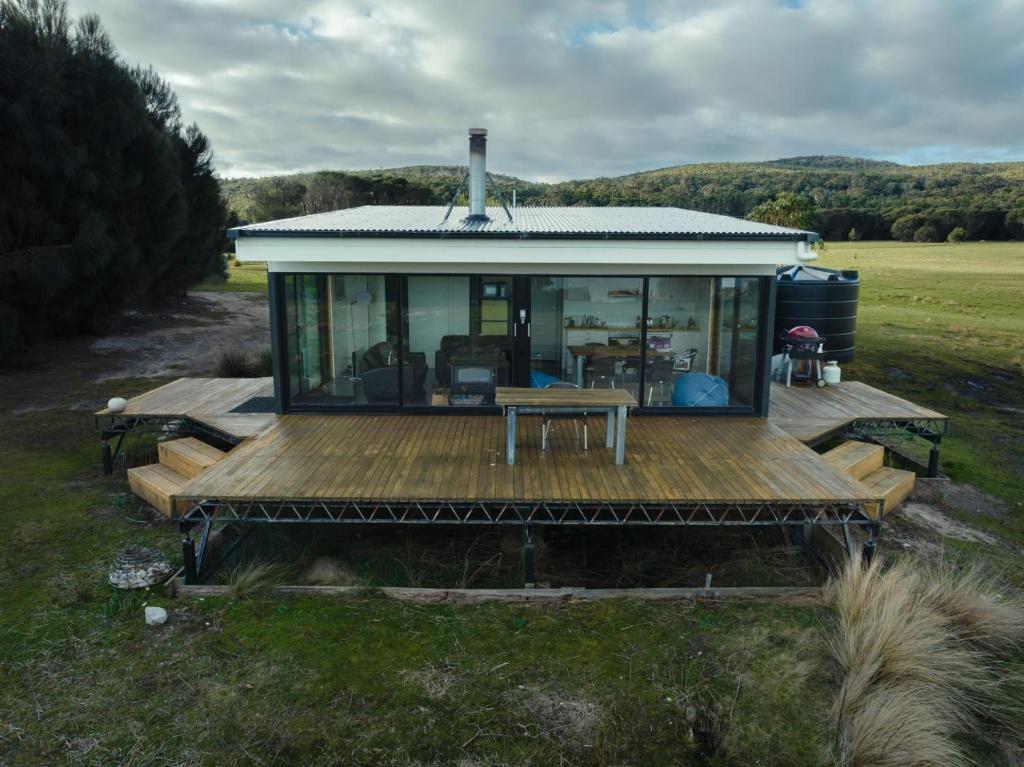 Sawyers Bay Shacks photo