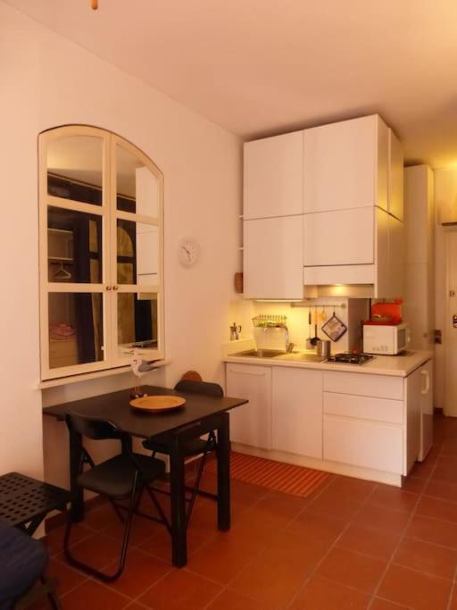 studio-apartment with small garden - 5