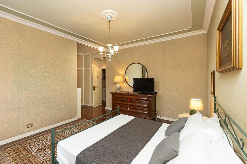 Aurelia Montana Luxury by Rental in Rome - 3
