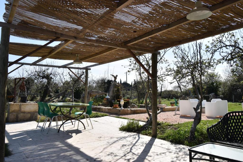 Bungalow sur grand terrain privatif