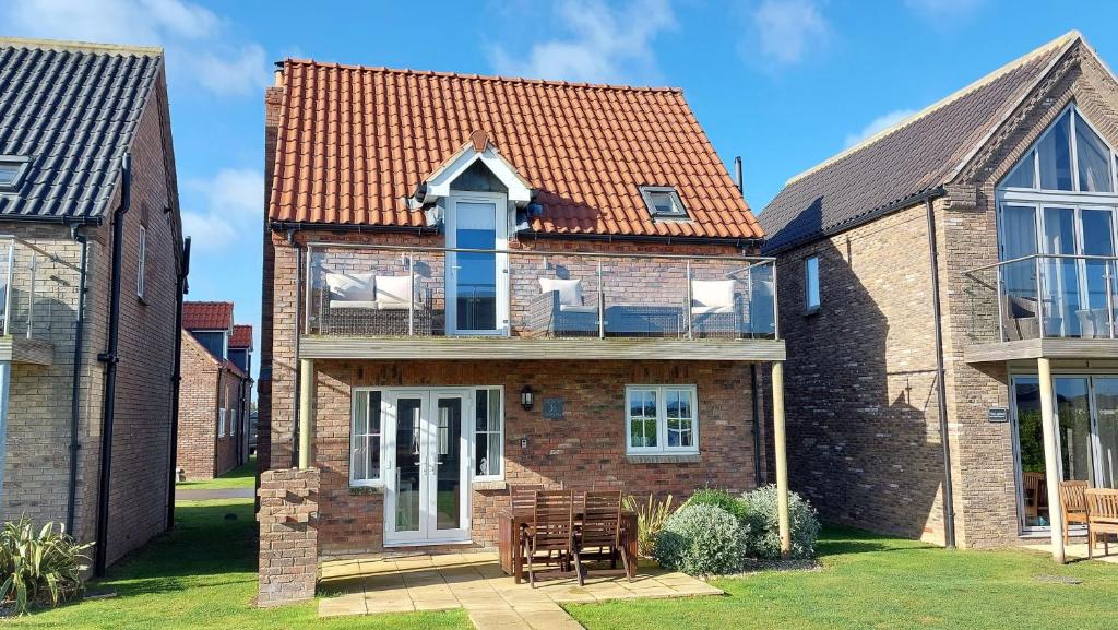 Brigg End View, Filey