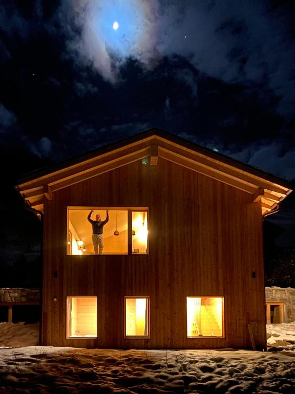 Chalet ski-in ski-out with jacuzzi in Nendaz - 3
