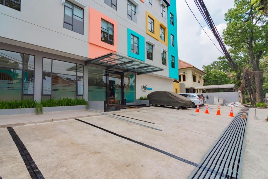 Sans Hotel Alexander Bandung