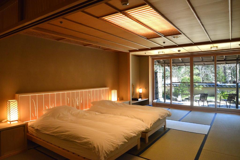 Standard Japanese-Style Room D