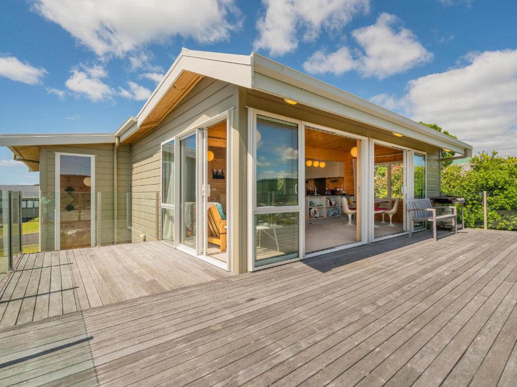 Onemana Lookout - Onemana Holiday Home, Opoutere