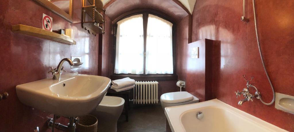 The Golf Club Guest House photo